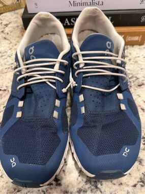 On Running Cloud 5 Navy Blue White Running Shoes Women’s 10.5 EU 42.5 Swiss